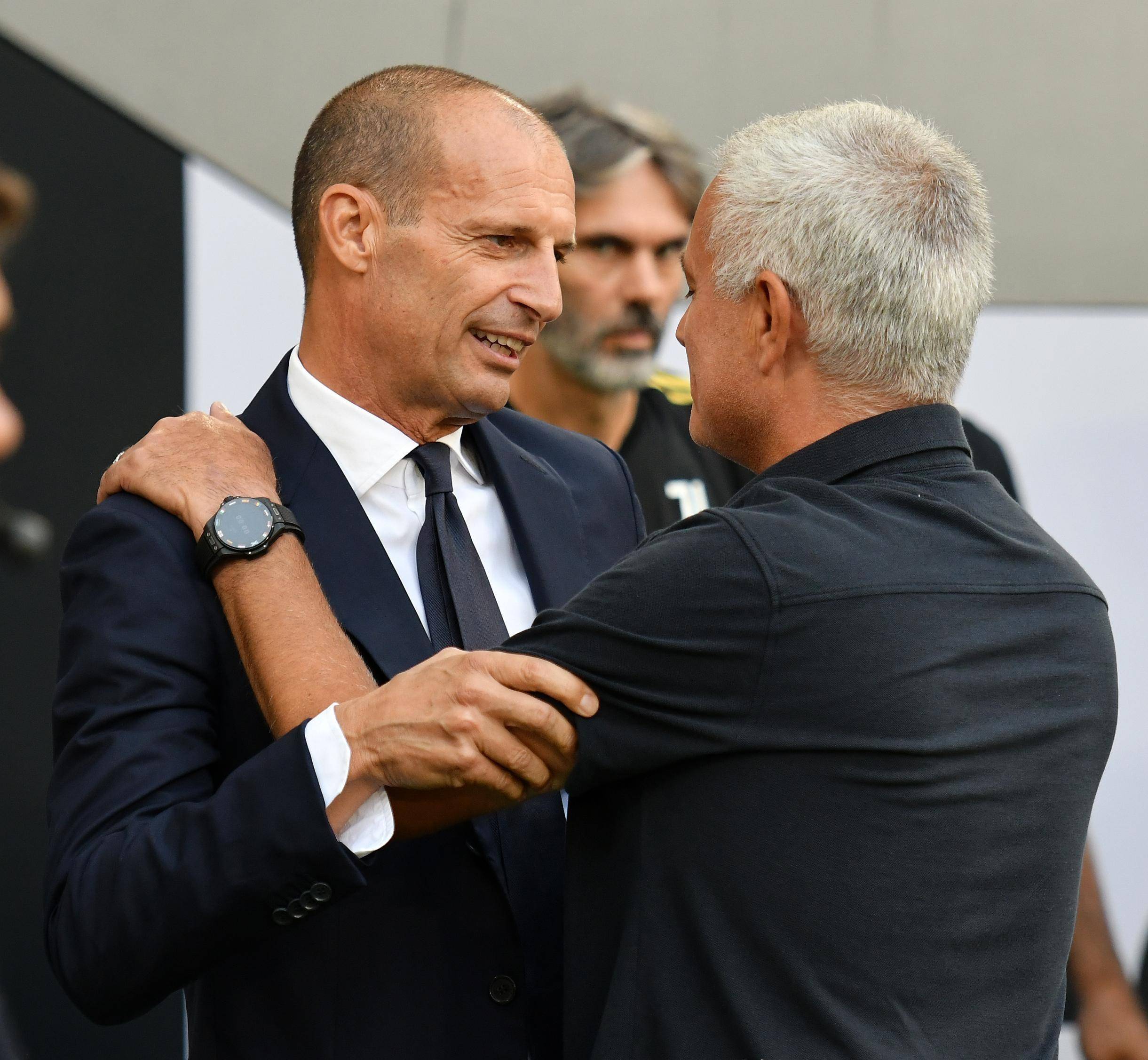 那不勒斯连战连捷，球队斥资购入巨星步入佳境的简单介绍