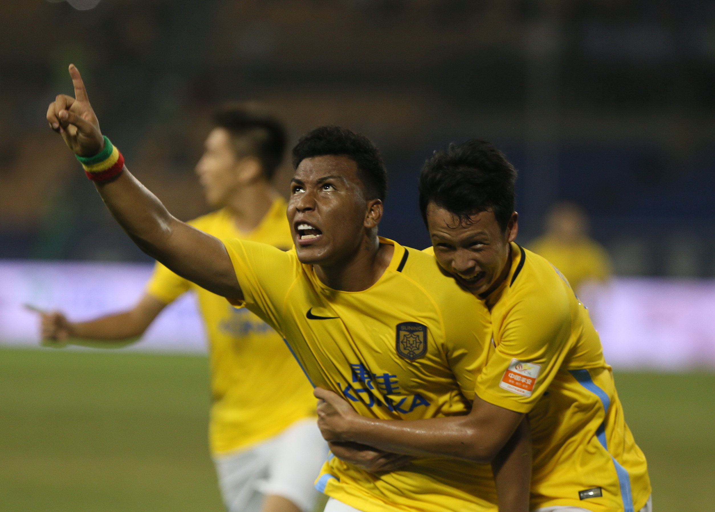 江苏苏宁客场惊险获胜,积分榜上升的简单介绍 江苏苏宁客场惊险获胜,积分榜上升的简单介绍