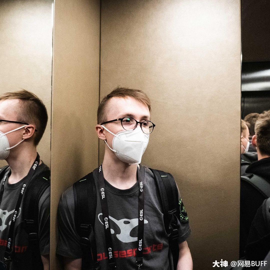 关于战术风格大不同，比赛进程扑朔迷离的信息