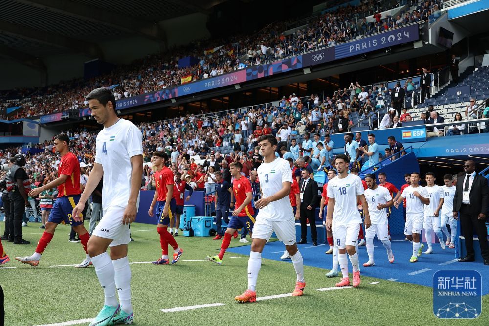 体育明星在最新比赛中表现抢眼,令人惊叹 体育明星在最新比赛中表现抢眼,令人惊叹