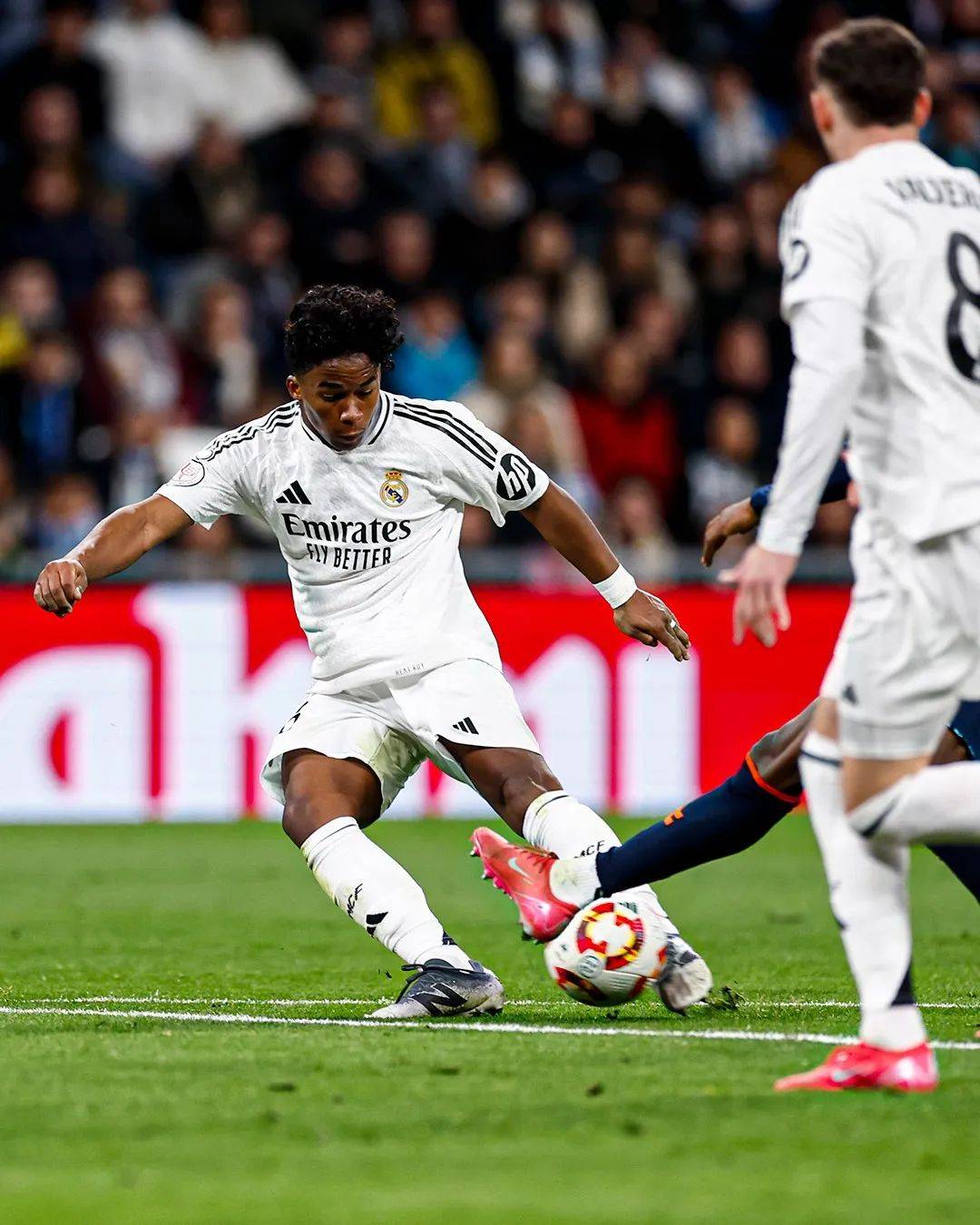 塞尔塔主场获胜,晋级淘汰赛前景一片光明 塞尔塔主场获胜,晋级淘汰赛前景一片光明