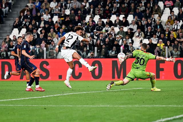 关于尤文图斯力克巴黎:欧洲传统豪门再战的信息 关于尤文图斯力克巴黎:欧洲传统豪门再战的信息