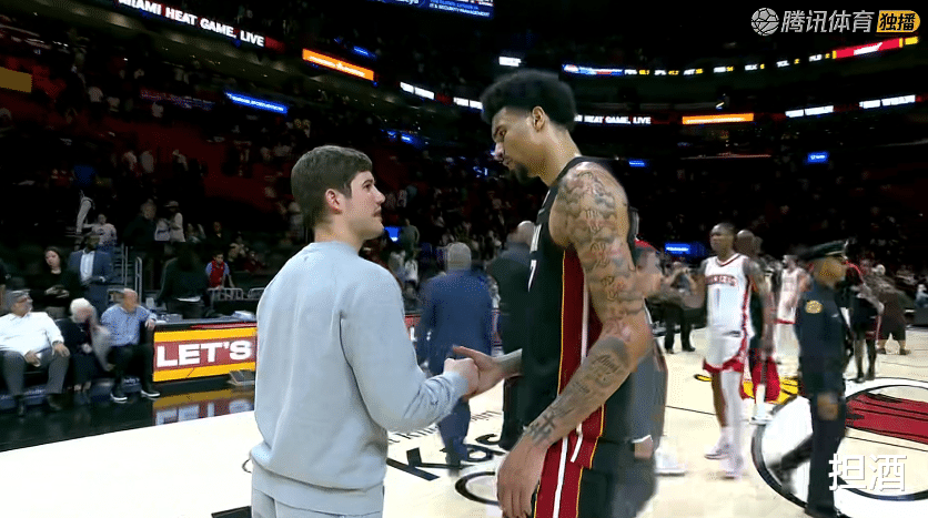 火箭新援表现抢眼——克拉克森打满分钟狂轰+拼抢篮板的简单介绍 火箭新援表现抢眼——克拉克森打满分钟狂轰+拼抢篮板的简单介绍