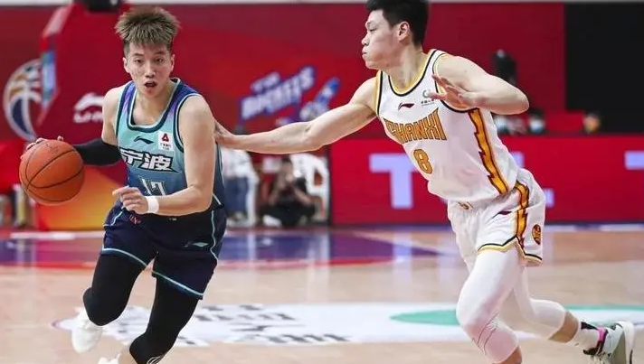 球队换帅后迅速重回正轨，战绩逐渐回暖的简单介绍