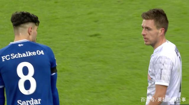 沙尔克客场逆转,终结连败颓势 沙尔克客场逆转,终结连败颓势