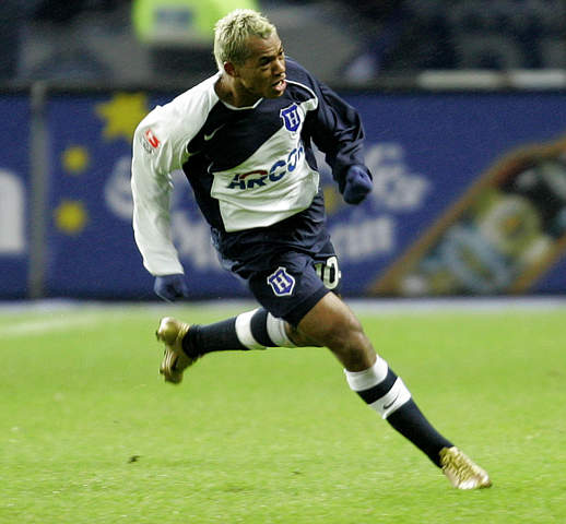 关于柏林赫塔队员表现抢眼,凭借进球继续胜利的信息 关于柏林赫塔队员表现抢眼,凭借进球继续胜利的信息