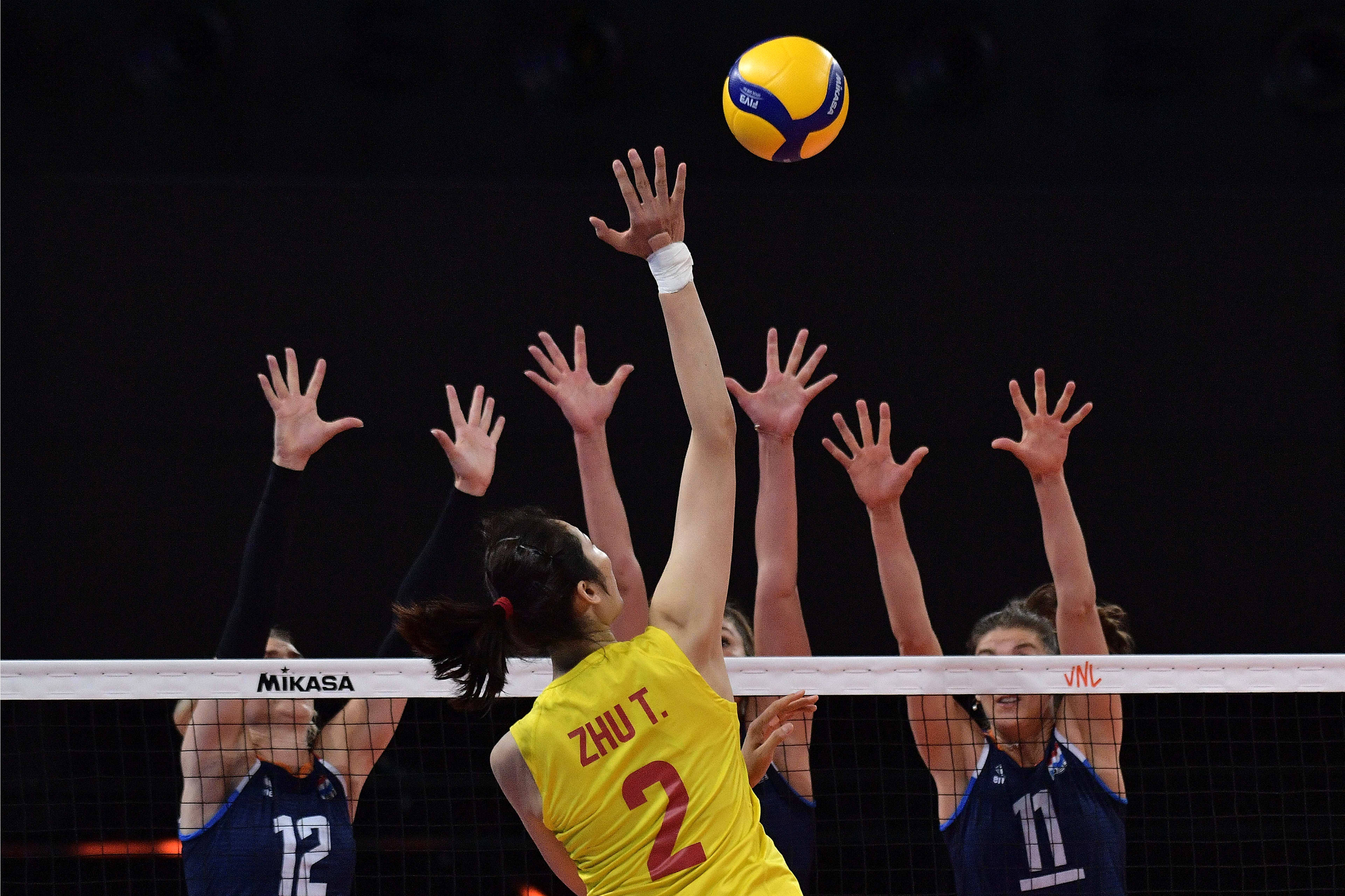 葡萄牙代表队在排球比赛中力压对手,实现逆袭的简单介绍 葡萄牙代表队在排球比赛中力压对手,实现逆袭的简单介绍