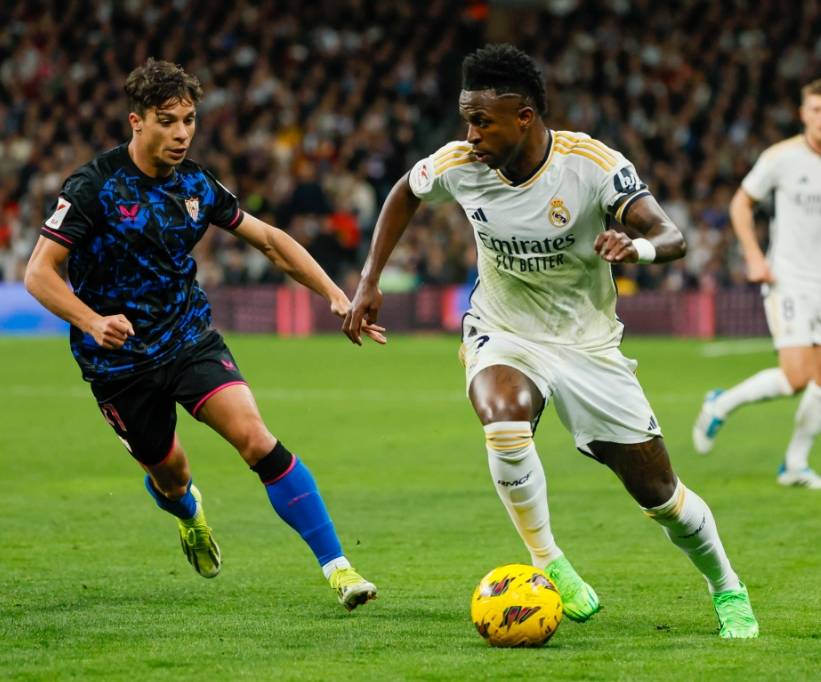 埃瓦尔迎来皇家马德里,实力对决的简单介绍 埃瓦尔迎来皇家马德里,实力对决的简单介绍