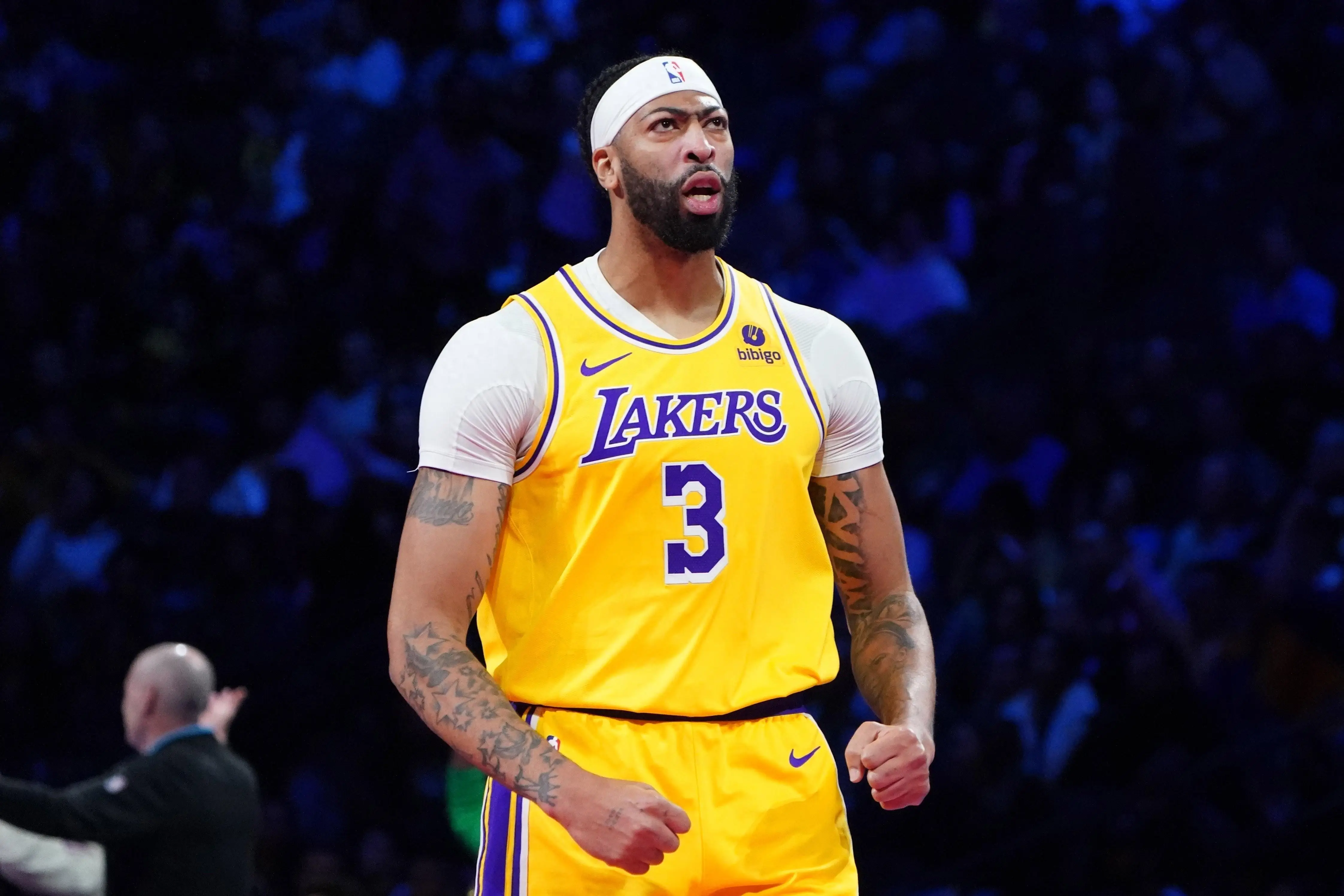 包含湖人遭雷霆反击,浓眉21分难救主的词条 包含湖人遭雷霆反击,浓眉21分难救主的词条