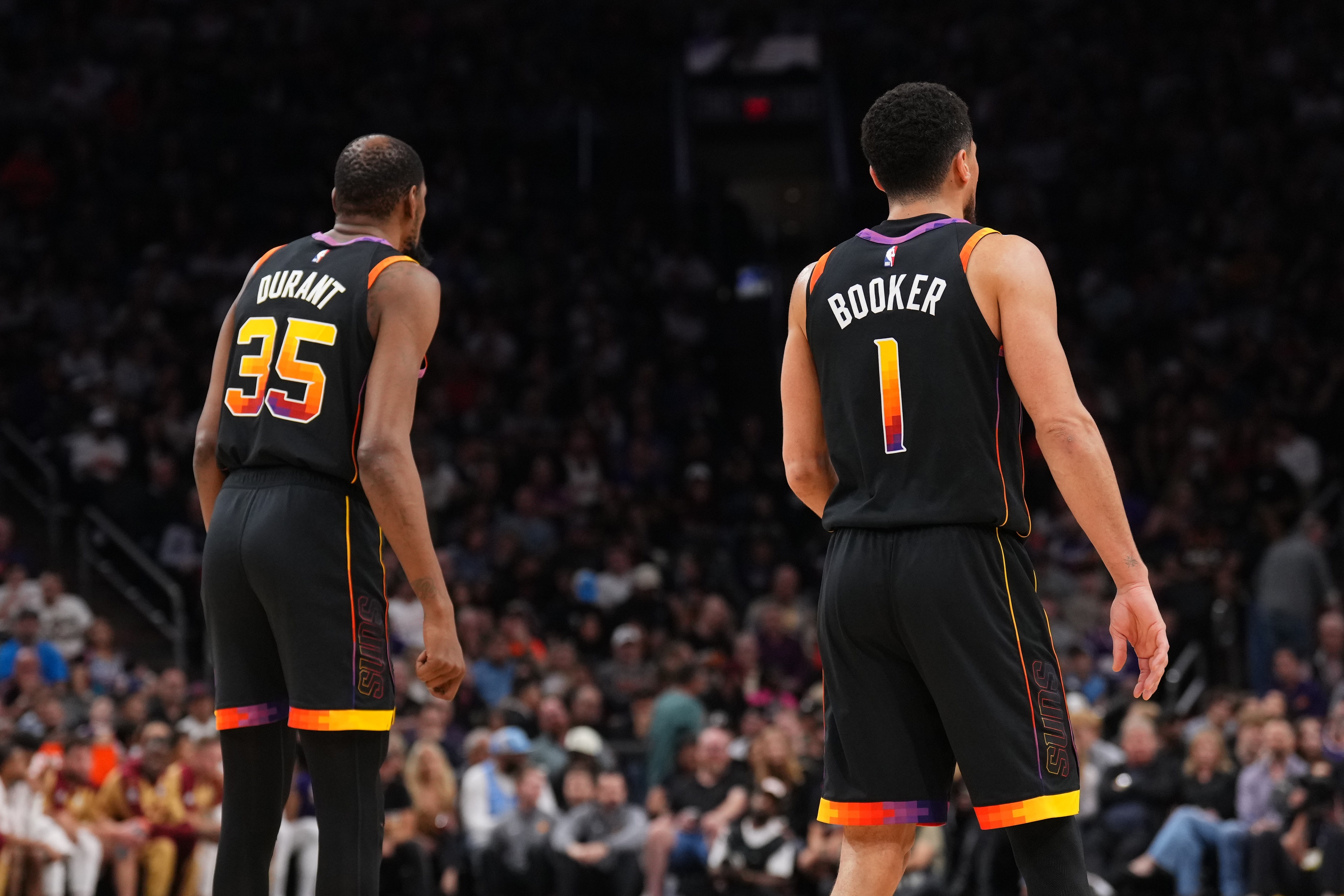 关于热火战胜太阳,西部第一遭受挑战的信息 关于热火战胜太阳,西部第一遭受挑战的信息