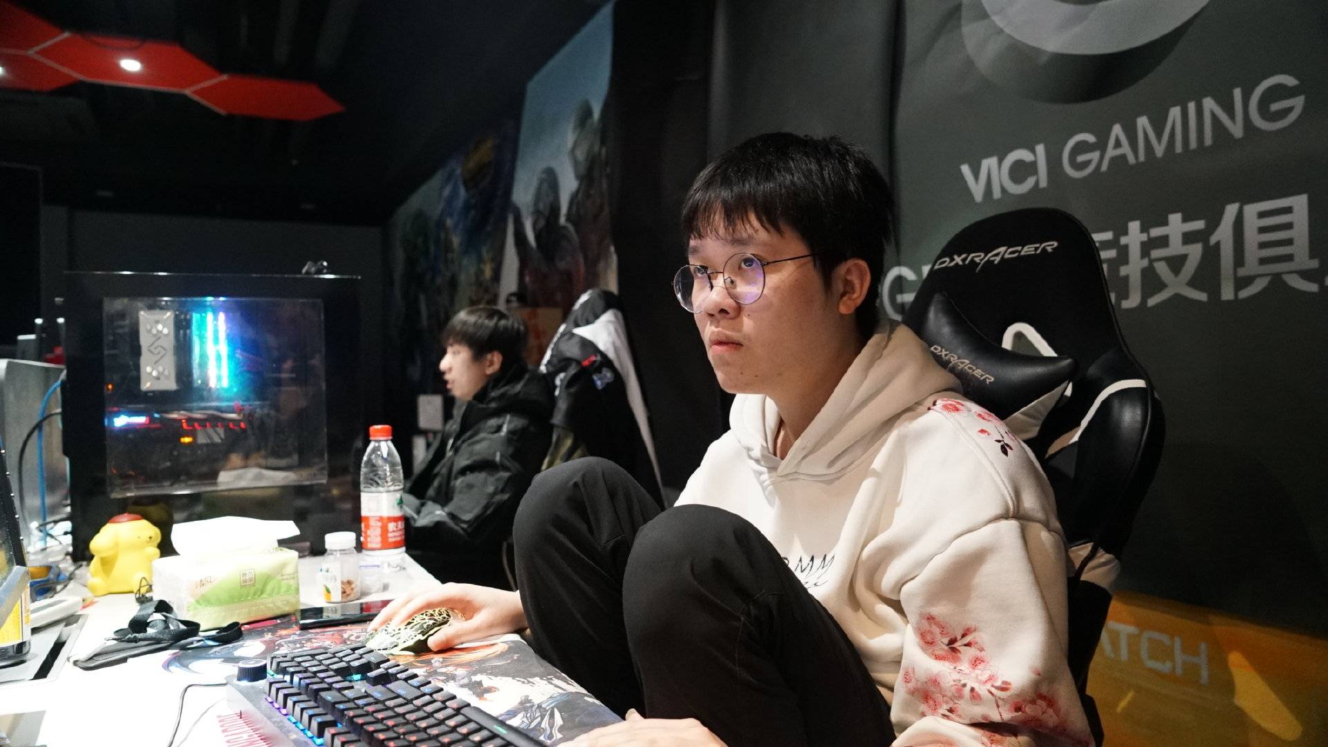 Dota2小组赛落幕,强队悉数晋级 Dota2小组赛落幕,强队悉数晋级