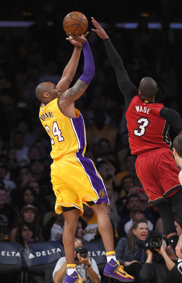 回顾NBA经典时刻:传奇再现 回顾NBA经典时刻:传奇再现