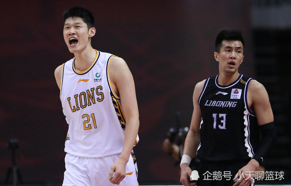 青岛队完胜广东队，孙铭徽关键制胜的简单介绍